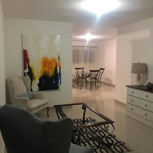 Comodo Apartamento Con Piscina , Santiago De Los Caballeros Dominican Republic